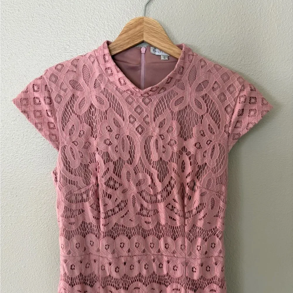 Baltic Born Eyelet Lace Cap Sleeve High Neck Midi Dress in Pink Size S - Picture 2 of 9